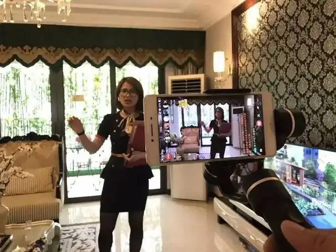 妻友直播用户张先生评价头像